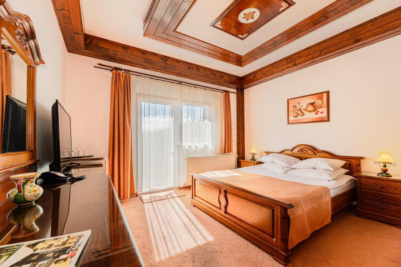 Regina Hotel Predeál Kültér fotó
