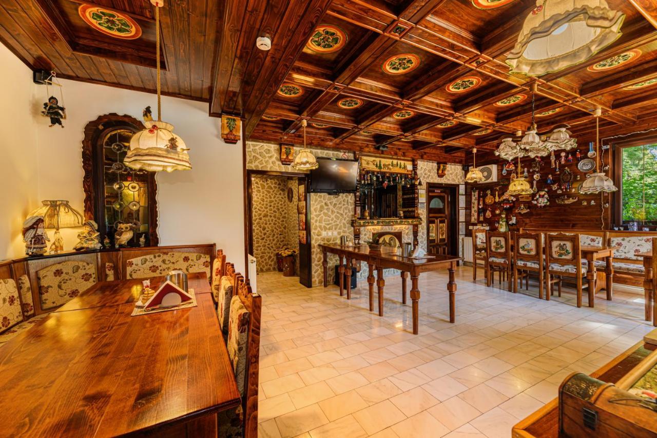 Regina Hotel Predeál Kültér fotó