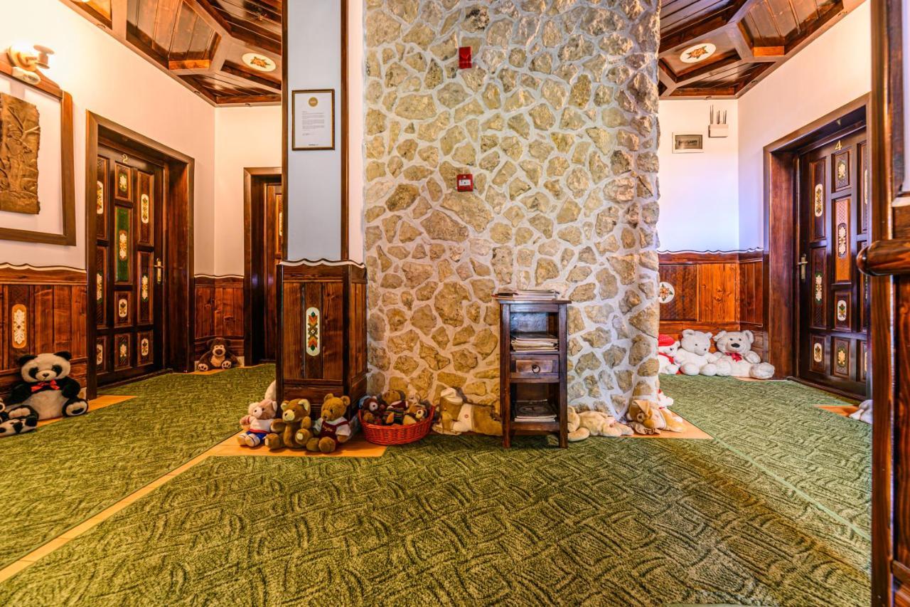 Regina Hotel Predeál Kültér fotó