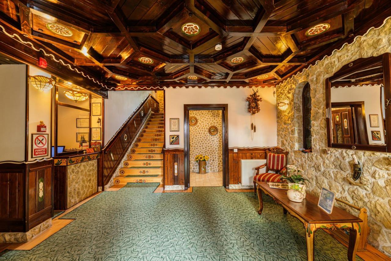 Regina Hotel Predeál Kültér fotó