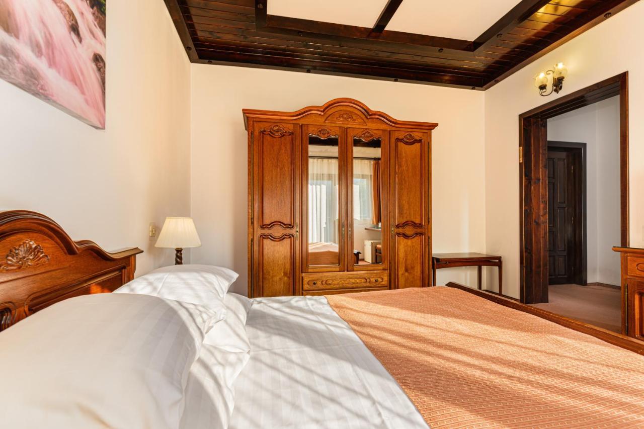 Regina Hotel Predeál Kültér fotó