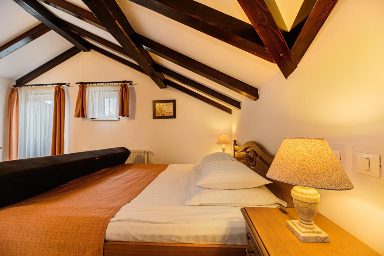 Regina Hotel Predeál Kültér fotó