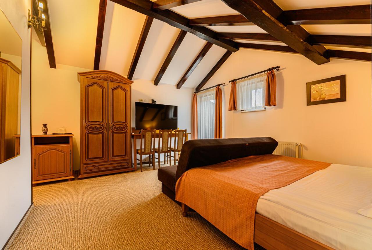 Regina Hotel Predeál Kültér fotó